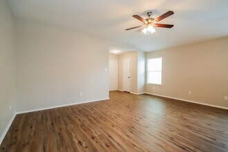 302 Glencarry Trail in Rosharon, TX - Building Photo - Building Photo