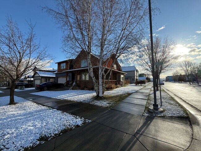 1608 Gale Ct in Bozeman, MT - Building Photo - Building Photo