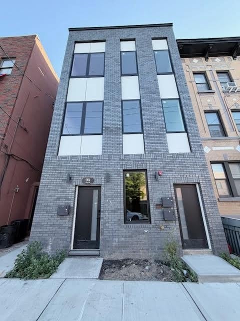 property at 94 South St