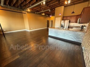 116 E Market St in Kingsport, TN - Building Photo - Building Photo