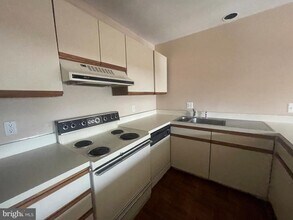 50 Brainerd St in Mount Holly, NJ - Building Photo - Building Photo
