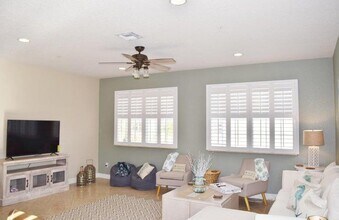 295 NE 5th Ave in Delray Beach, FL - Building Photo - Building Photo