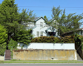 2644 22nd Ave W in Seattle, WA - Foto de edificio - Building Photo