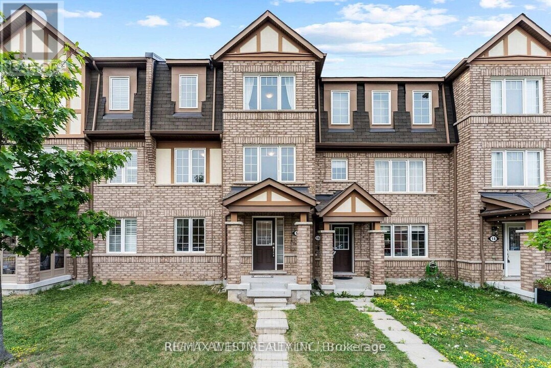 18 Allium Rd in Brampton, ON - Building Photo