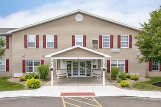 Lancaster Commons Senior Apartments in Lancaster, NY - Foto de edificio - Building Photo