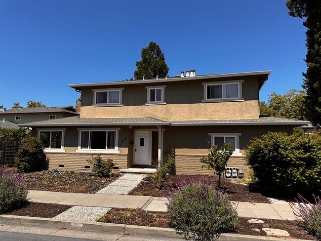 property at 354 Northumberland Ave