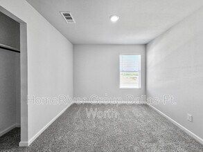 101 Bluebonnet Wy in Granbury, TX - Building Photo - Building Photo