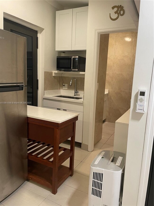 property at 924 NE 5th St