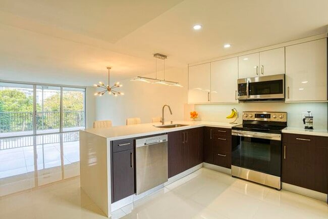 property at 535 Oaks Dr