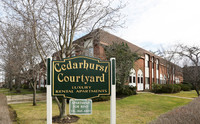 Cedarhurst Courtyard in Cedarhurst, NY - Building Photo - Building Photo