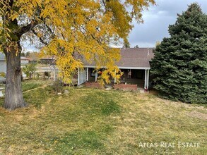 640 E Easter Ave in Centennial, CO - Building Photo - Building Photo