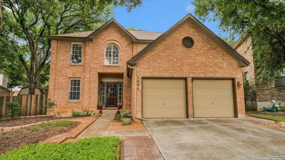 1005 Emmet Park in Schertz, TX - Building Photo