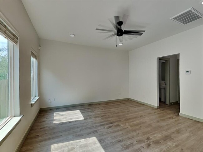 13526 Vinita Dr in Oklahoma City, OK - Building Photo - Building Photo