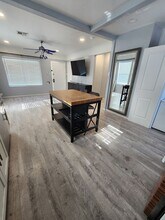 711 S 3rd St in Las Vegas, NV - Building Photo - Building Photo