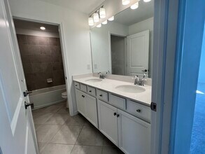 2585 Kona Wy in Naples, FL - Building Photo - Building Photo