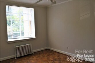 1121 Myrtle Ave in Charlotte, NC - Foto de edificio - Building Photo