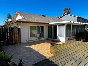 5023 Park W Ave in San Diego, CA - Building Photo - Building Photo