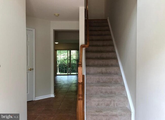 12240 Maidstone Ct in Woodbridge, VA - Building Photo - Building Photo
