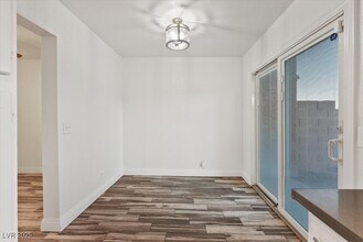 3388 Pavlo St in Las Vegas, NV - Building Photo - Building Photo