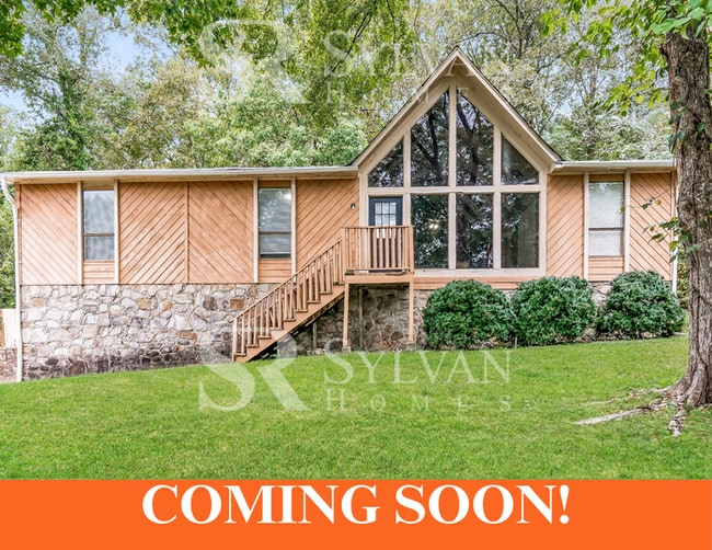 property at 4040 Mountain View Dr NW