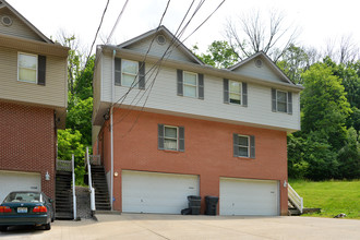 Point Benton Townhomes in Covington, KY - Foto de edificio - Building Photo