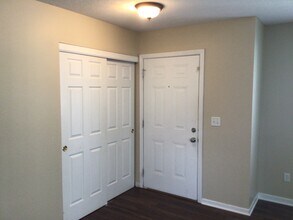 1245 Cloverview St in Blacklick, OH - Building Photo - Building Photo