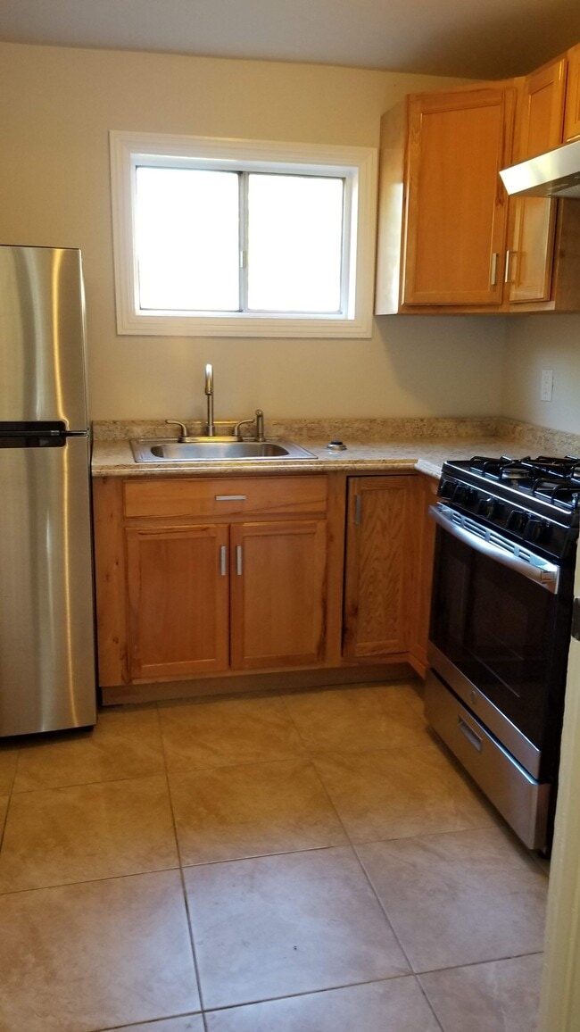 1328 1/2 2nd St in Red Bluff, CA - Building Photo - Building Photo
