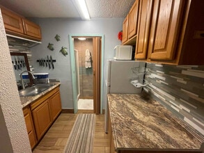 75-5776-5776 Kuakini Hwy in Kailua Kona, HI - Building Photo - Building Photo