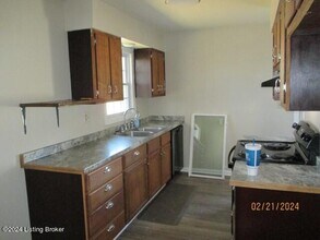 5611 Littleridge Dr in Louisville, KY - Building Photo - Building Photo