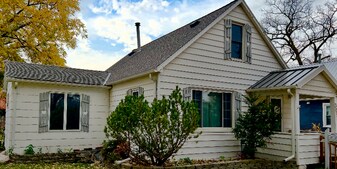 309 10th St NW in Austin, MN - Building Photo