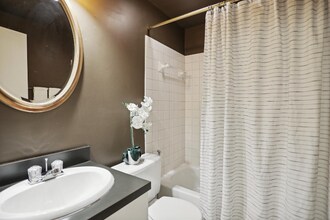 1708 Johnson Ave NW in Washington, DC - Building Photo - Building Photo