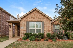 616 Big Horn Rd in Aubrey, TX - Building Photo