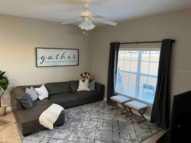 8947 Candy Palm Rd in Kissimmee, FL - Building Photo