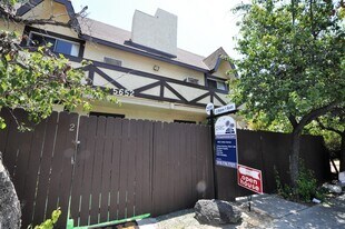 5652 Colfax Ave in North Hollywood, CA - Building Photo