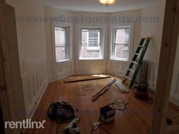 387 Harvard St-Unit -APT# 2-R in Brookline, MA - Building Photo