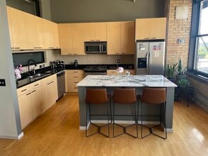 290 Market St, Unit #507 in Minneapolis, MN - Building Photo - Building Photo