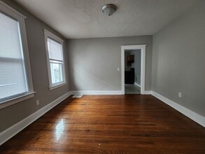 64 Gorham Ave, Unit 2 in Hamden, CT - Building Photo - Building Photo