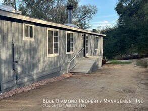 32219 Leprechaun Ln in Bonsall, CA - Building Photo - Building Photo