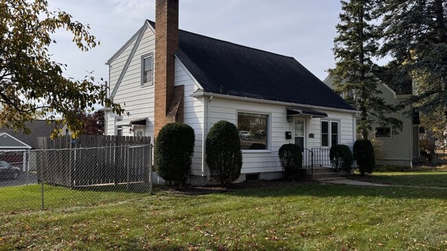 120 Garden St in Duluth, MN - Building Photo - Building Photo