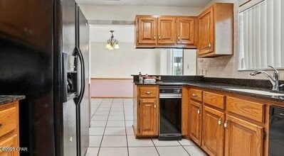 833 W Pierson Dr in Lynn Haven, FL - Building Photo - Building Photo