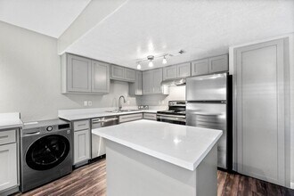 935 Byrne in Houston, TX - Building Photo - Building Photo