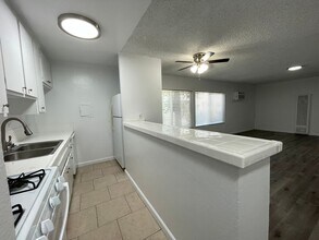 6736 Cleon Ave in North Hollywood, CA - Building Photo - Interior Photo