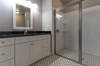 300 Alexander St in Rochester, NY - Building Photo - Building Photo