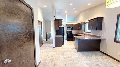 4318 N Pennsylvania Ave in Sioux Falls, SD - Building Photo - Building Photo
