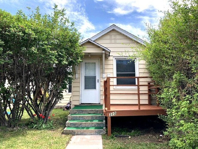 property at 1001 Cooper Ave