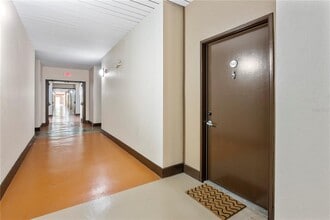 2411 W Horatio St in Tampa, FL - Building Photo - Building Photo