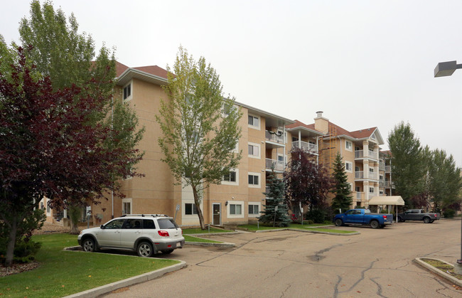 Balmoral Apartments in Edmonton, AB - Building Photo - Primary Photo