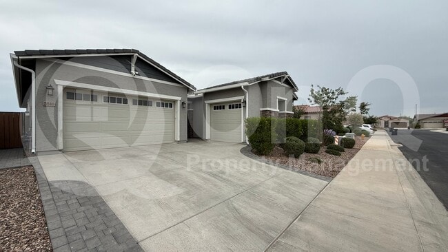 property at 5840 S Delaware St
