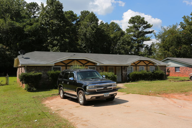 6200 Green Hill Dr in Norcross, GA - Foto de edificio - Building Photo