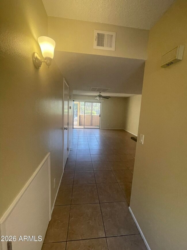 1601 W Sunnyside Dr in Phoenix, AZ - Building Photo - Building Photo